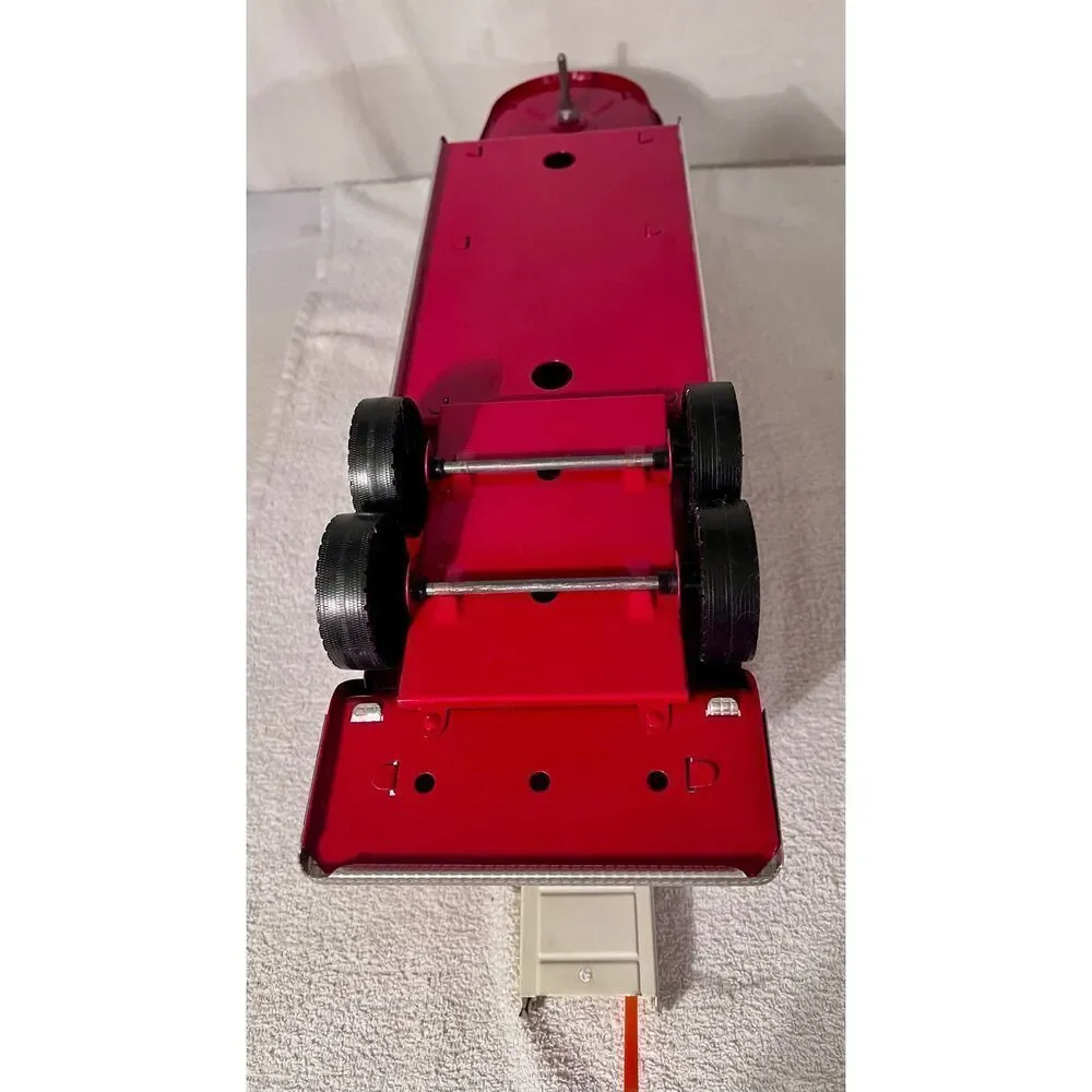 Vintage Nylint Aerial Hook-N-Ladder Fire Truck Toy 1980s Ladder Rescue Vehicle